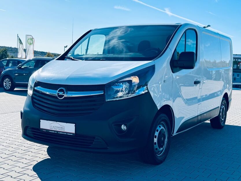 Opel Vivaro 164.000 km 11.880 € Eichenzell 36124