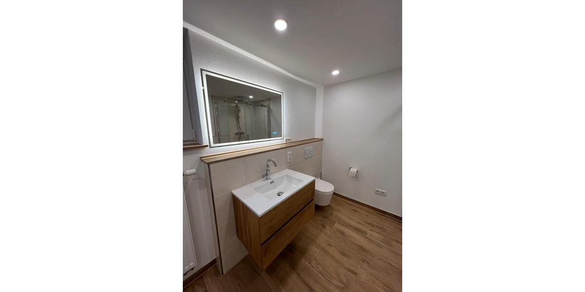 Etagenwohnung Sundern (Sauerland) - 4 Zimmer, 60 m&sup2;, 450&euro; | Angebot:26409894