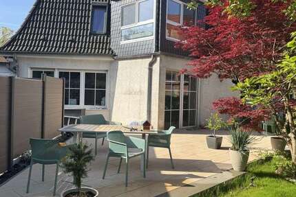Haus zum Mieten in Birkenwerder 2.932,67 € 225.59 m²