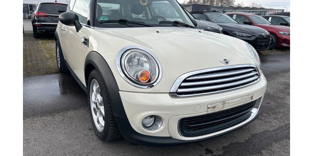 Mini ONE 187.000 km 4.499 &euro; Torgau 04860
