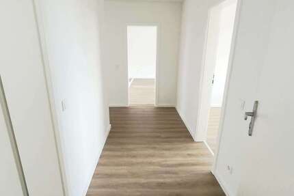 Wohnung zum Mieten in Übach-Palenberg 738 € 82 m² 4 zimmer