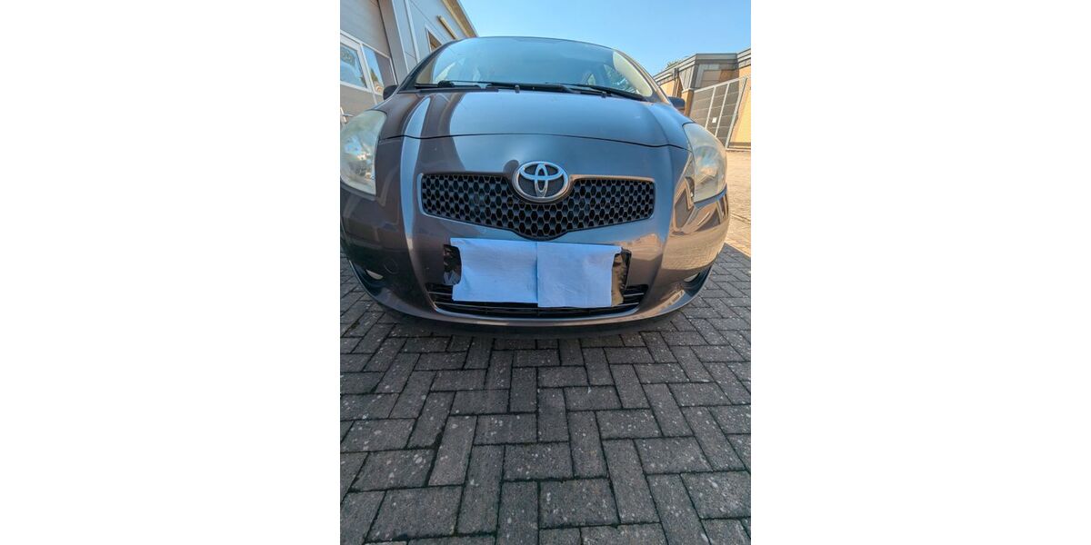 Toyota Yaris 143.800 km 3.200 &euro; Wathlingen 29339