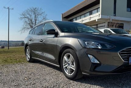 Ford Focus 110.610 km 12.500 &euro; WOLFERSDORF 85395