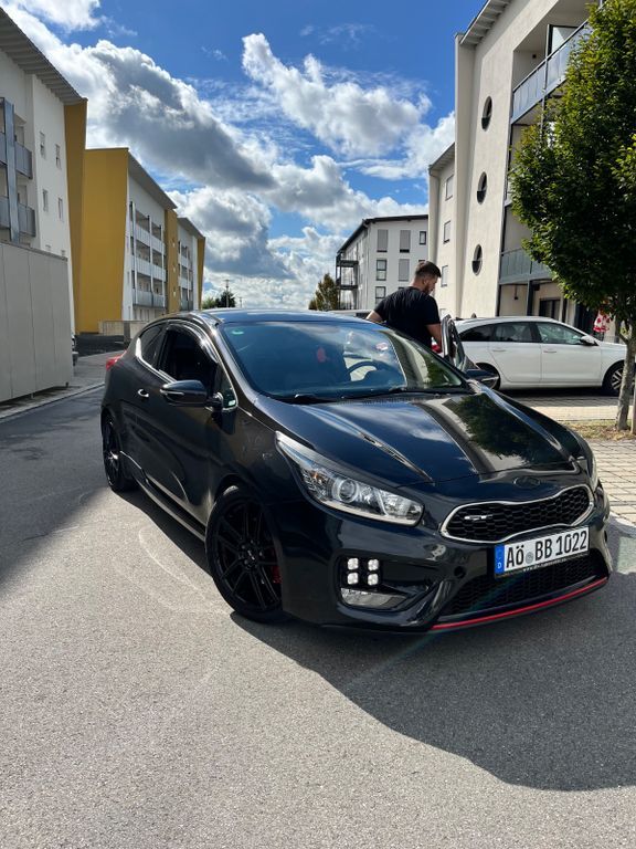 Kia pro ceed / ProCeed 160.000 km 10.500 € Mühldorf am Inn 84453
