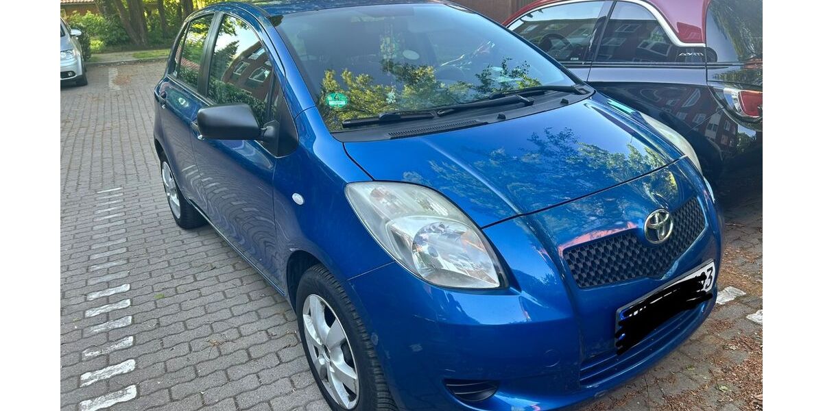Toyota Yaris 139.000 km 4.500 &euro; Hamburg 22527