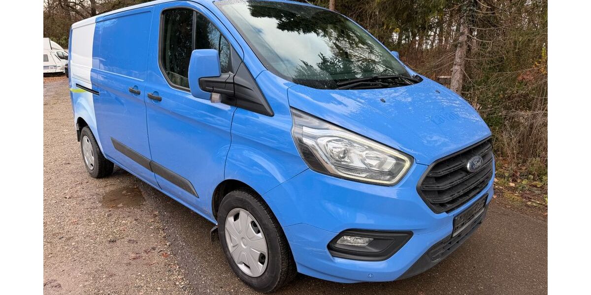Ford Transit Custom 209.000 km 8.999 &euro; GELTENDORF 82269
