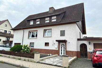 Doppeltes Wohnvergnügen: Zweifamilienhaus mit Garten in Borken (Hessen) OT! Keine Käuferprovision!