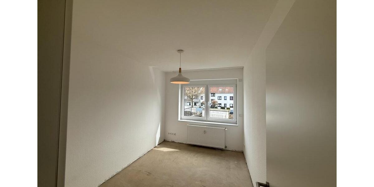 Etagenwohnung Delmenhorst Düsternort - 4 Zimmer, 90 m&sup2;, 970&euro; | Angebot:26409813