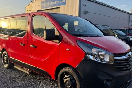 Opel Vivaro 107.000 km 13.988 &euro; Rheinbach 53359