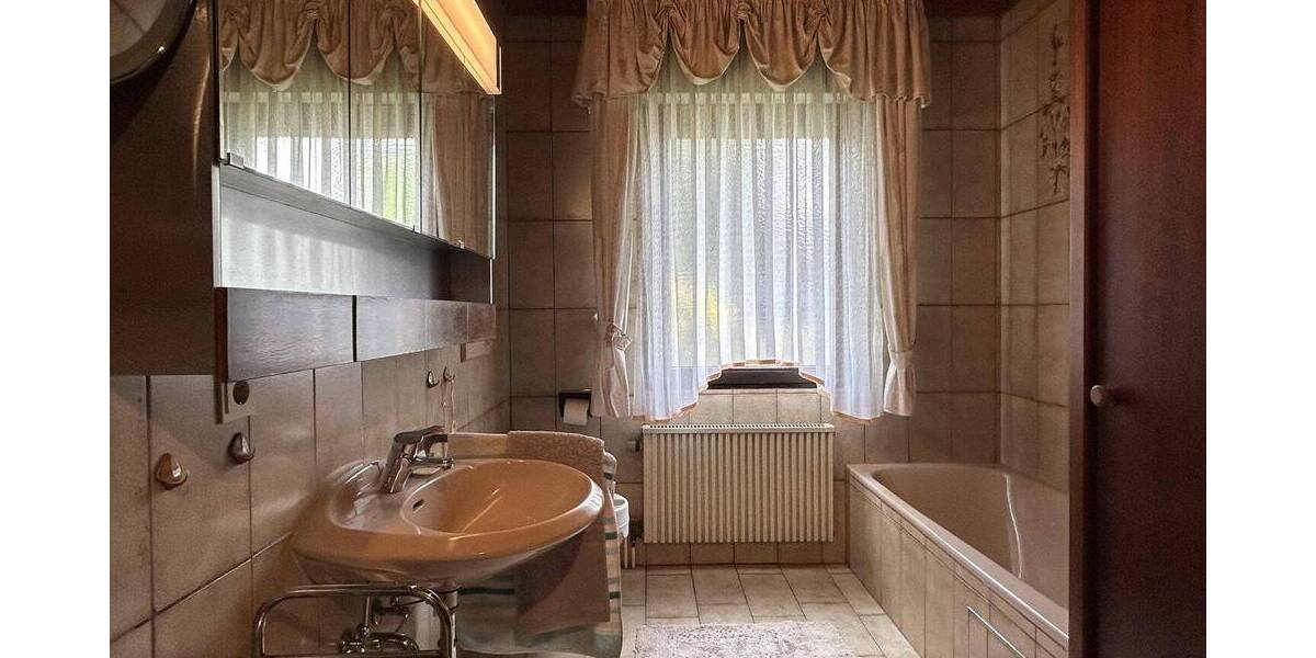 Einfamilienhaus Ansbach - 4 Zimmer, 148 m&sup2;, 425.000&euro; | Angebot:26886256