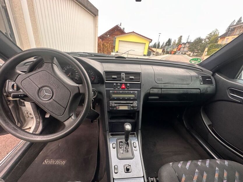 C 200