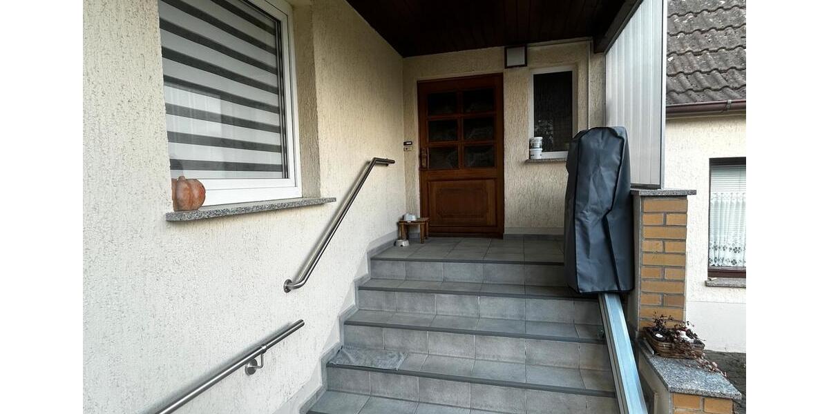 Einfamilienhaus Plessa - 4 Zimmer, 129 m&sup2;, 150.000&euro; | Angebot:26548346