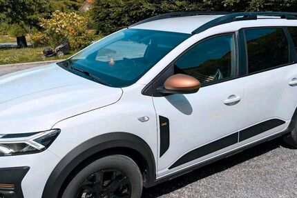Dacia Jogger 11.288 km 16.900 &euro; Ettlingen 76275