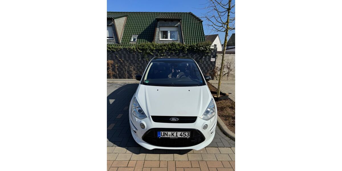 Ford S-Max 138.000 km 8.800 &euro; Unna 59425
