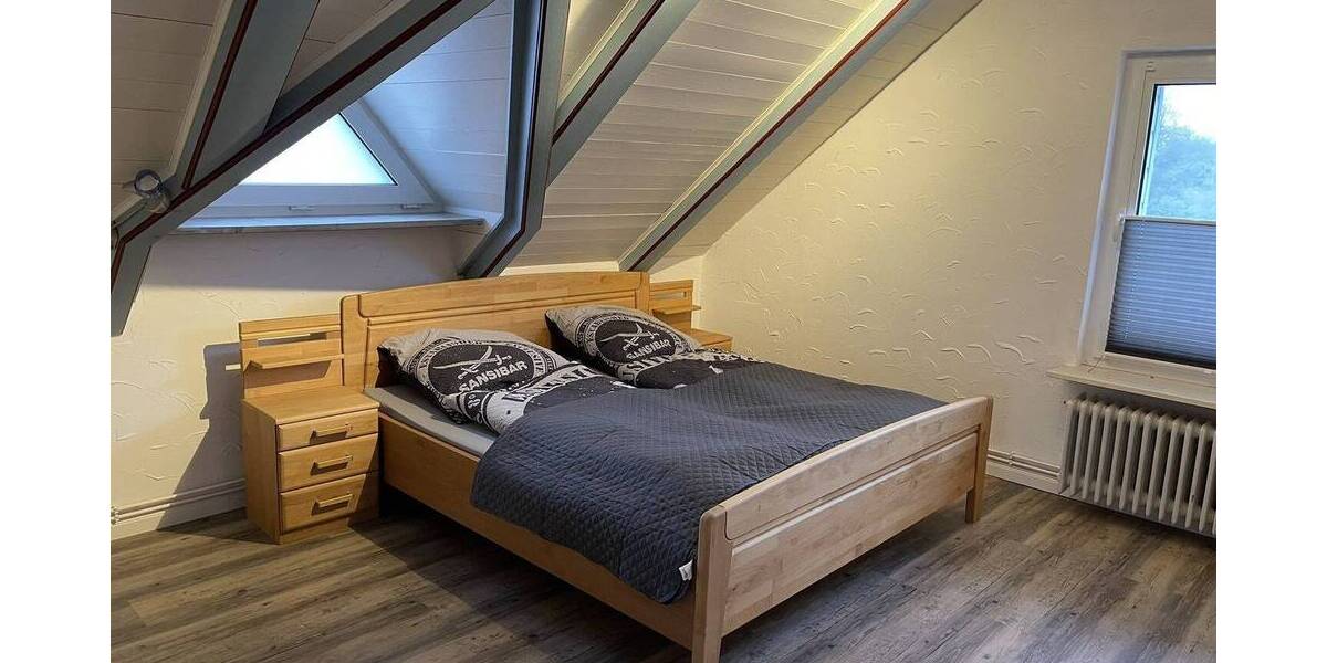 Einfamilienhaus Jever Rahrdum - 8 Zimmer, 201 m&sup2;, 495.000&euro; | Angebot:25984446