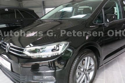 VW Touran 5.390 km 37.900 € Silberstedt 24887