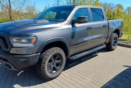 Dodge RAM 7.900 km 67.000 &euro; Hungen 35410