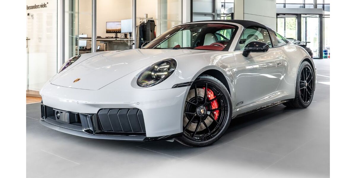 Porsche 992 7.900 km 209.800 &euro; Leipzig 04356