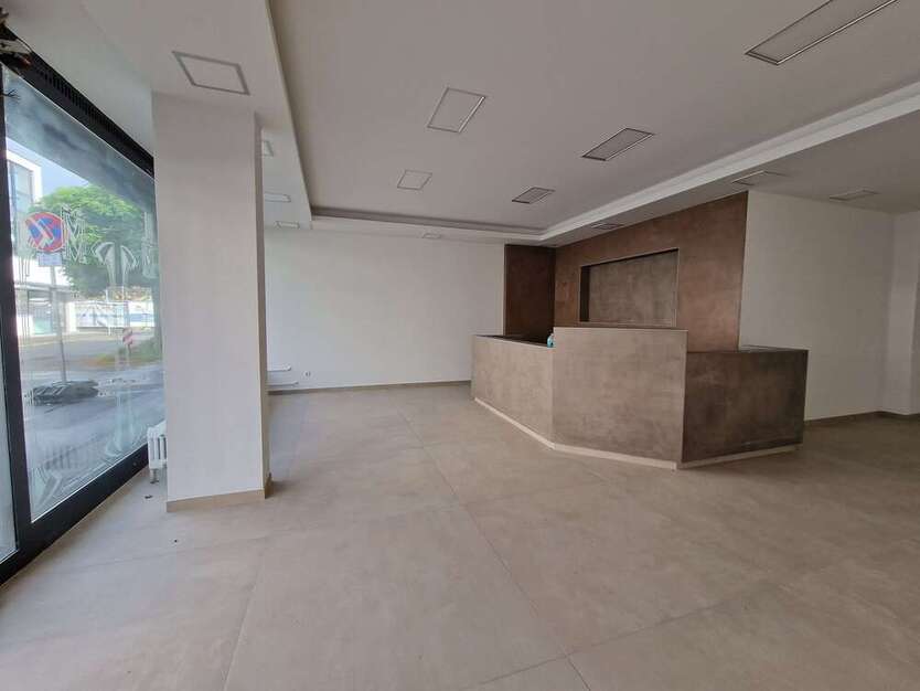 Einzelhandel in EislingenFils 1.500 € 95 m²