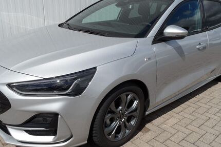Ford Focus 11.200 km 22.500 &euro; Georgsmarienhütte 49124