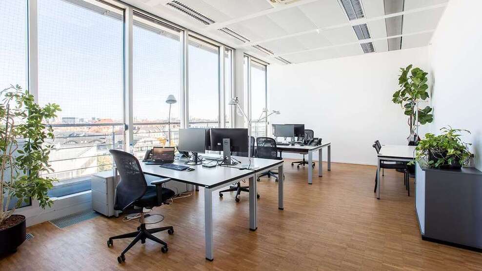 Büro in München 2.059 € 69 m²
