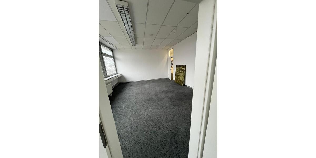 2 Büroräume in Puchheim Nähe München zu vermieten zimmer