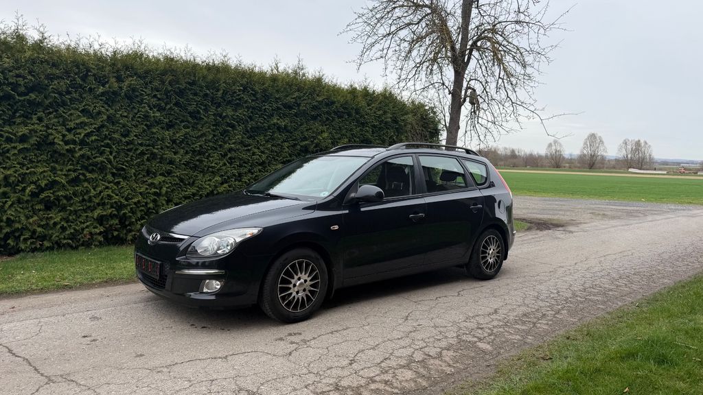 Hyundai i30 87.680 km 3.990 &euro; Bovenden 37120