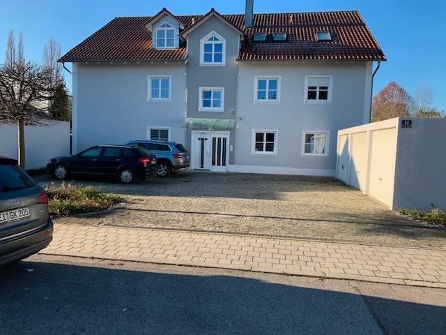Dachgeschoßwohnung Ingolstadt Münchener Straße - 4 Zimmer, 122 m&sup2;, 1.190&euro; | Angebot:25440117