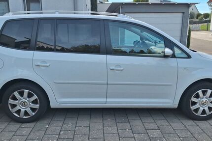 VW Touran 162.000 km 9.100 &euro; Bad Schussenried 88427