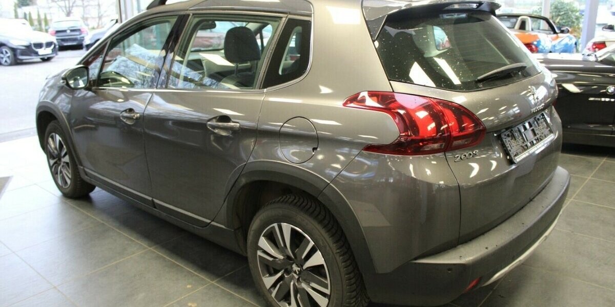 Peugeot 2008 PureTech 110 Allure 103.900 km 8.980 &euro; Euskirchen 53881