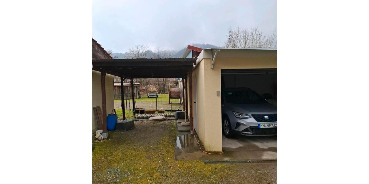 Doppelhaushälfte Stockach - 6 Zimmer, 135 m&sup2;, 220.000&euro; | Angebot:27097664