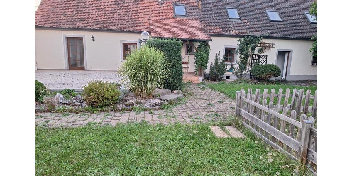 Dachgeschoßwohnung Westheim - 2.5 Zimmer, 60 m&sup2;, 600&euro; | Angebot:26676121