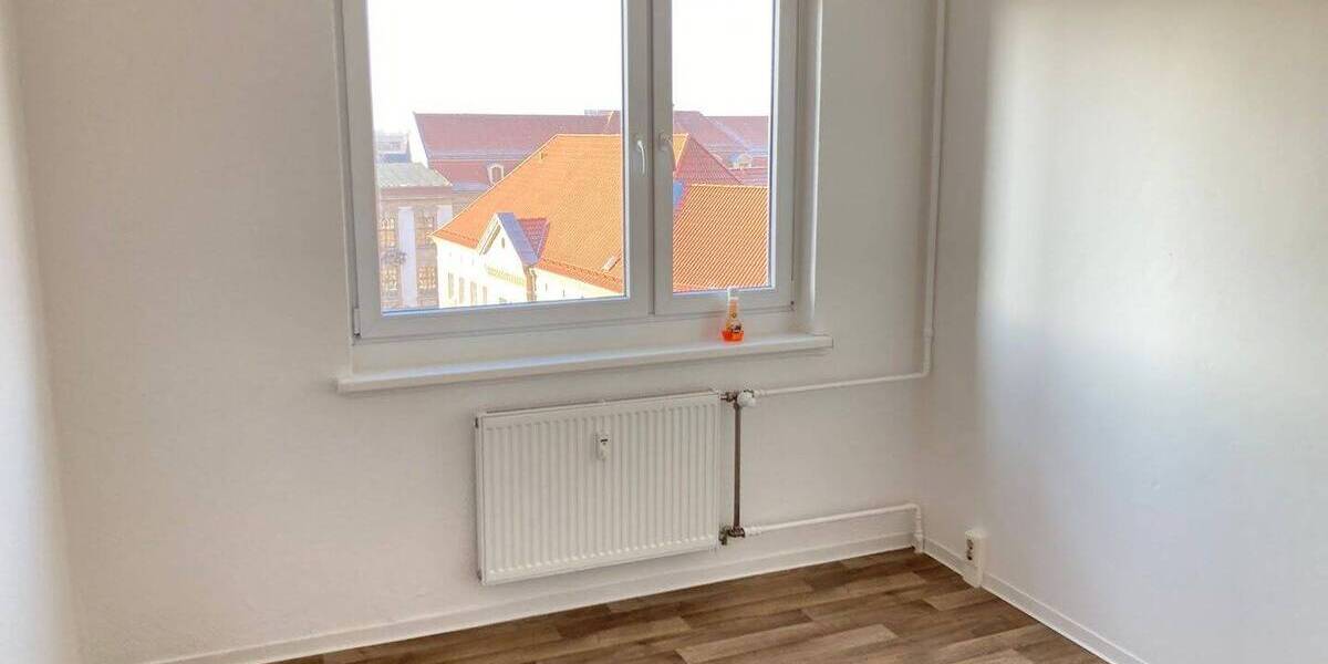 Etagenwohnung Dessau-Roßlau Innenstadt - 3 Zimmer, 55 m&sup2;, 368&euro; | Angebot:26798037