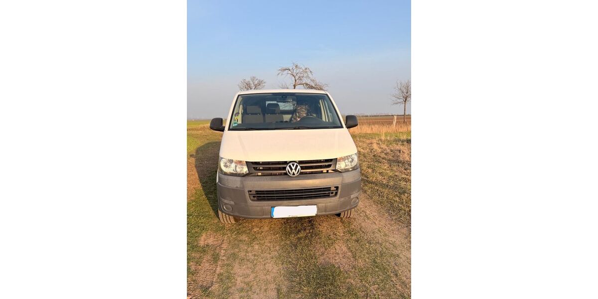 VW T5 Transporter 243.000 km 6.500 &euro; Buttstädt 99628