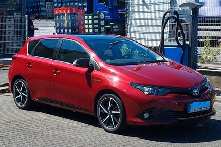 Toyota Auris 140.000 km 14.000 &euro; UNKEL 53572