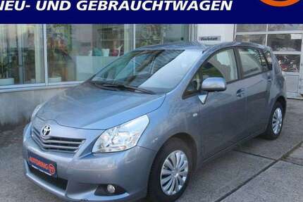 Toyota Verso 111.400 km 6.990 &euro; Schwedt 16303