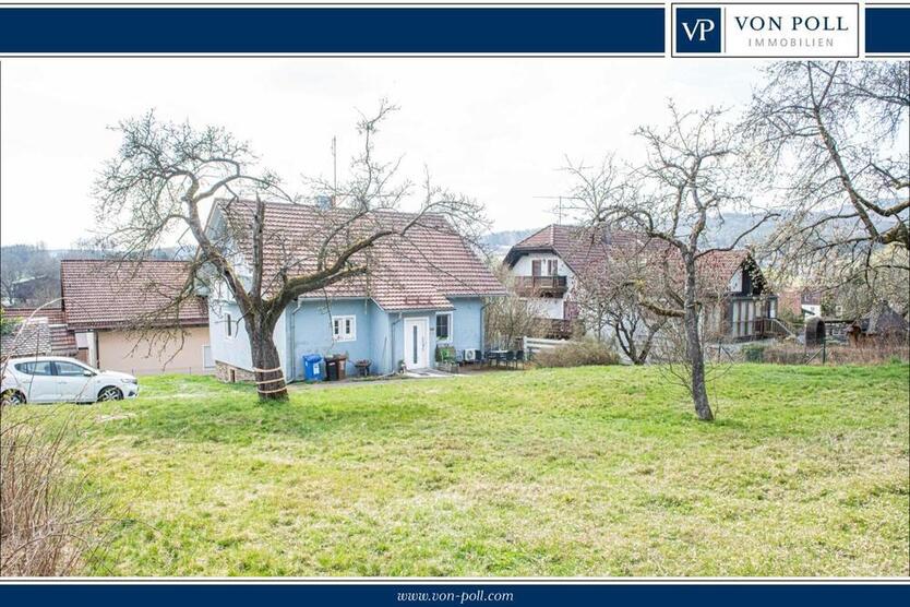 Einfamilienhaus mit großem Grundstück in ruhiger Lage