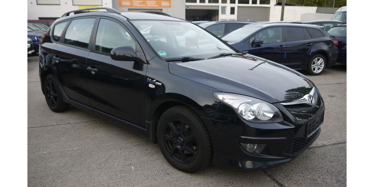 Hyundai i30 149.000 km 4.499 &euro; Berlin 12439
