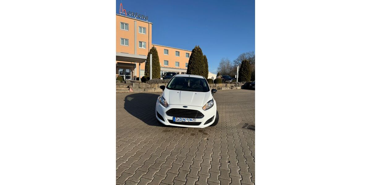 Ford Fiesta 53.200 km 7.000 &euro; Ellwangen 73479