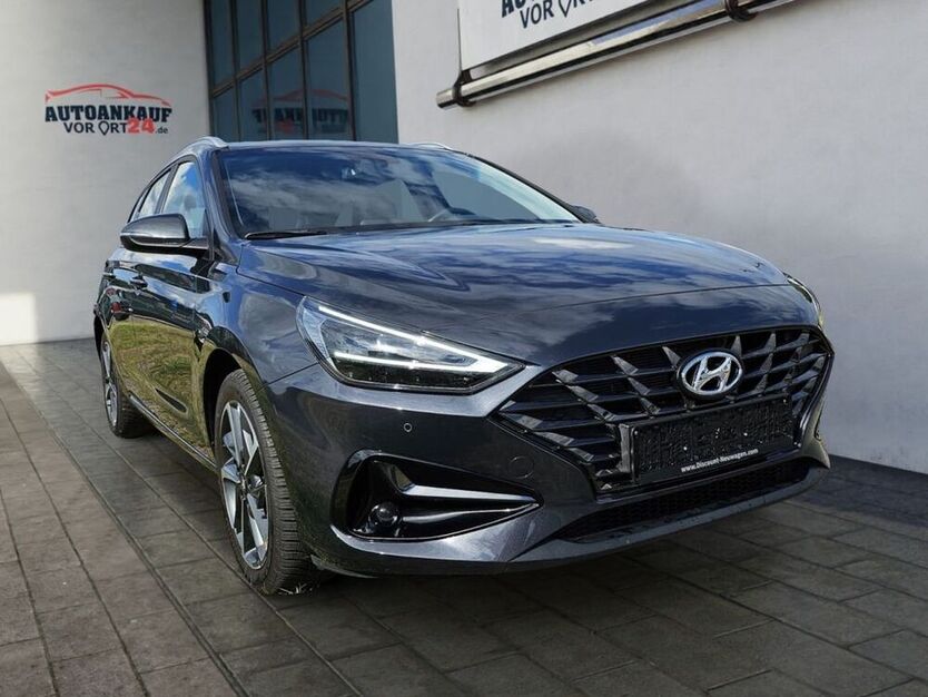 i30