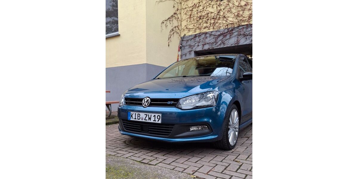 VW Polo 77.500 km 10.300 &euro; Standenbühl 67816