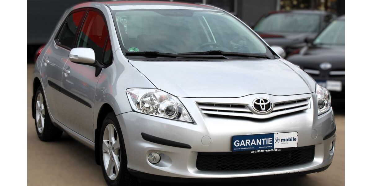 Toyota Auris 46.000 km 10.990 &euro; Erfurt 99086