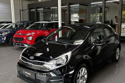 Kia Rio 152.700 km 6.490 &euro; Ibbenbüren 49477