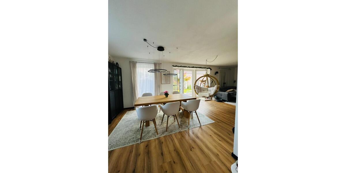 Ihr Rückzugsort in Landau: Stilvolles Haus mit großem Garten 4 zimmer