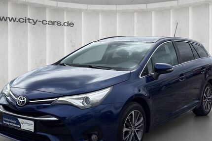 Toyota Avensis 125.000 km 12.990 &euro; Brandenburg 14772