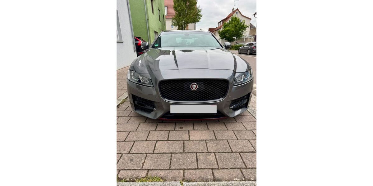 Jaguar XF 157.000 km 15.800 &euro; Kornwestheim 70806