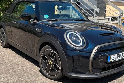 Mini Cooper S Cabrio 11.200 km 48.500 &euro; Mainz 55122