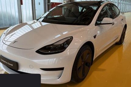 Tesla Model 3 35.521 km 25.500 &euro; Hanau 63457