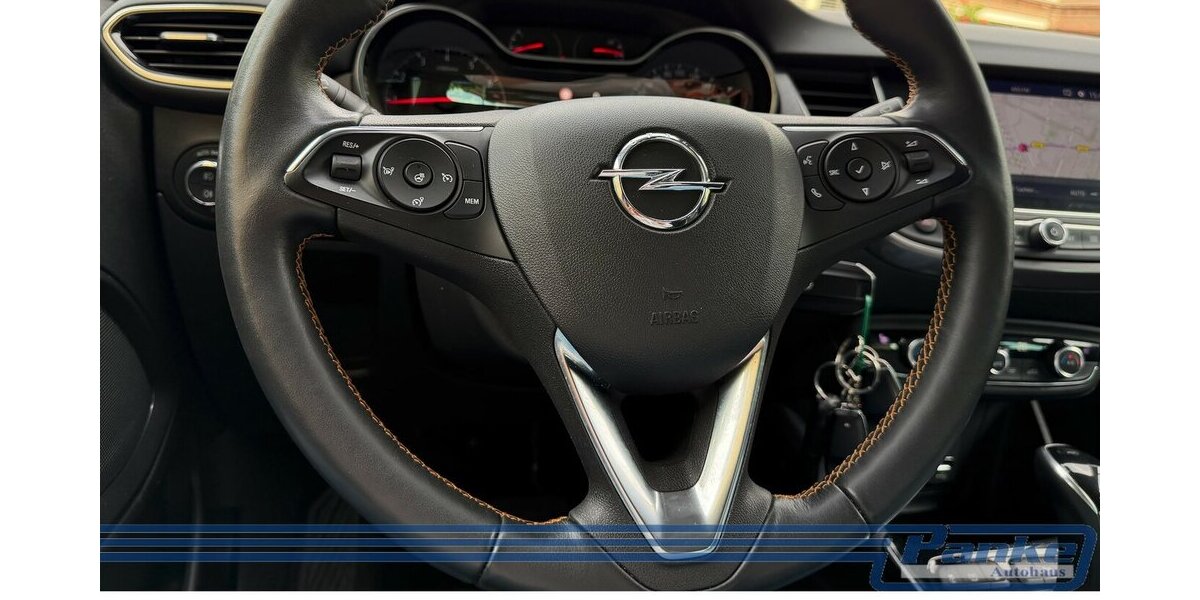 Opel Crossland Innovation*R-Cam*Sthzg*SHZ*Navi*LED* 22.710 km 14.380 &euro; Berlin 13187