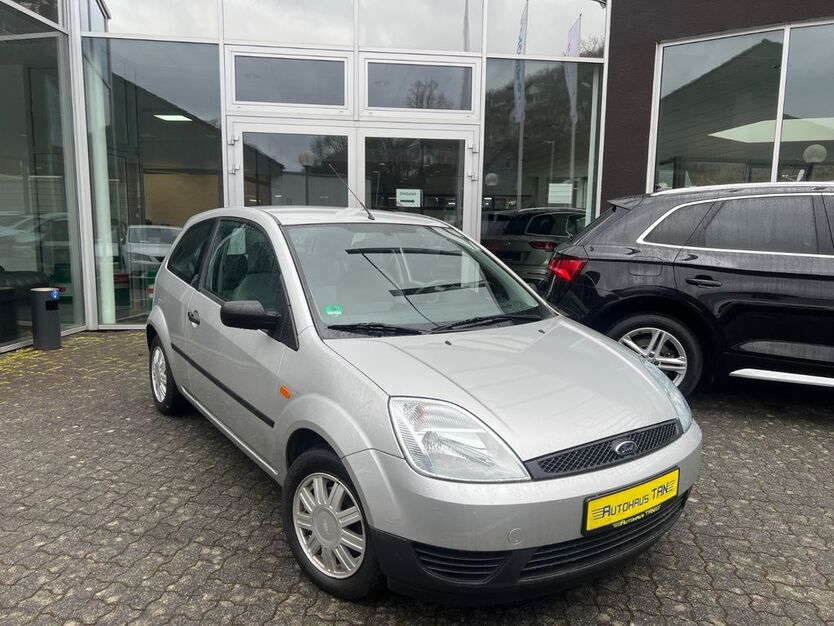 Ford Fiesta 72.978 km 2.990 € Neunkirchen 57290